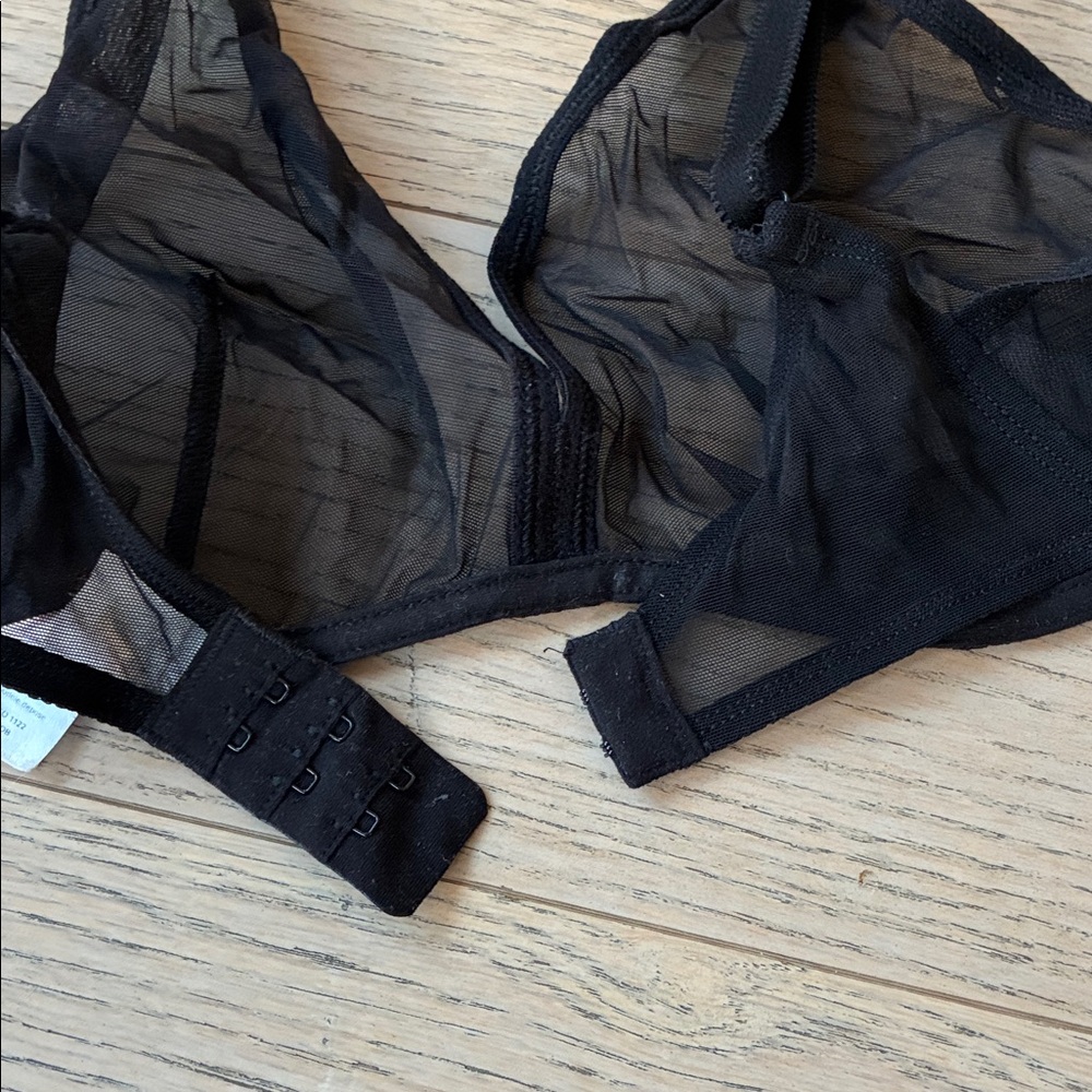 Eres Black and Pink Lace Bras- sz 34C - Picture 12 of 12